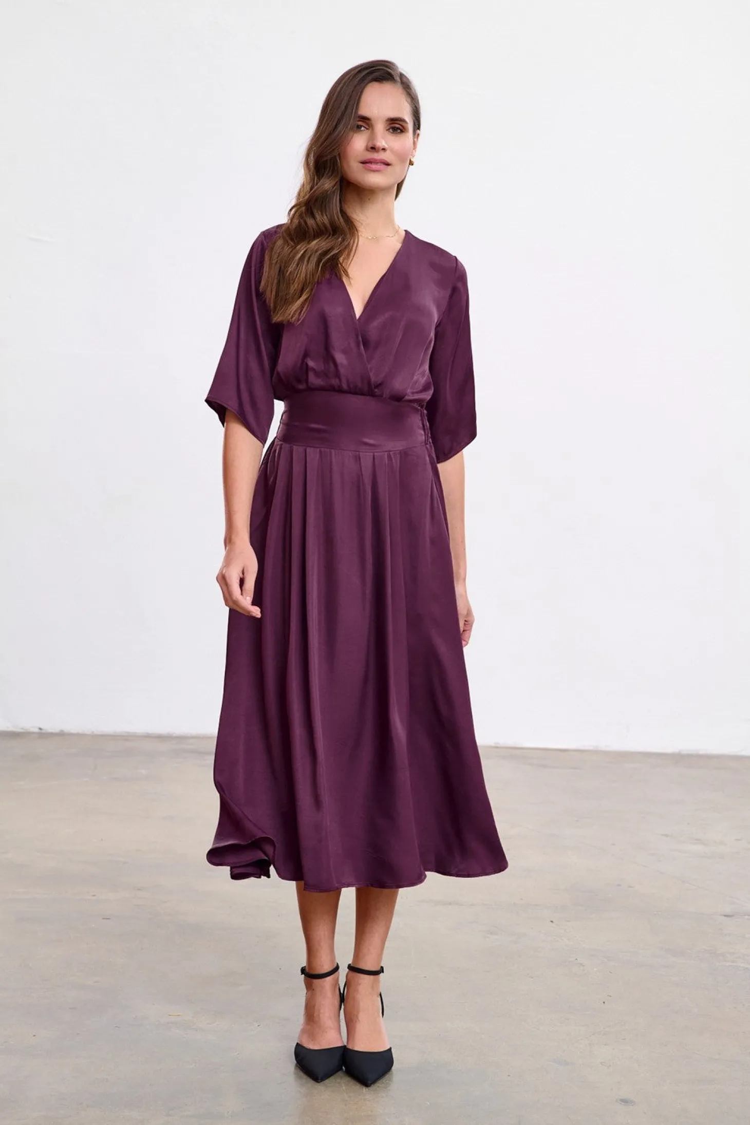 Sukienka midi Plum Affair
