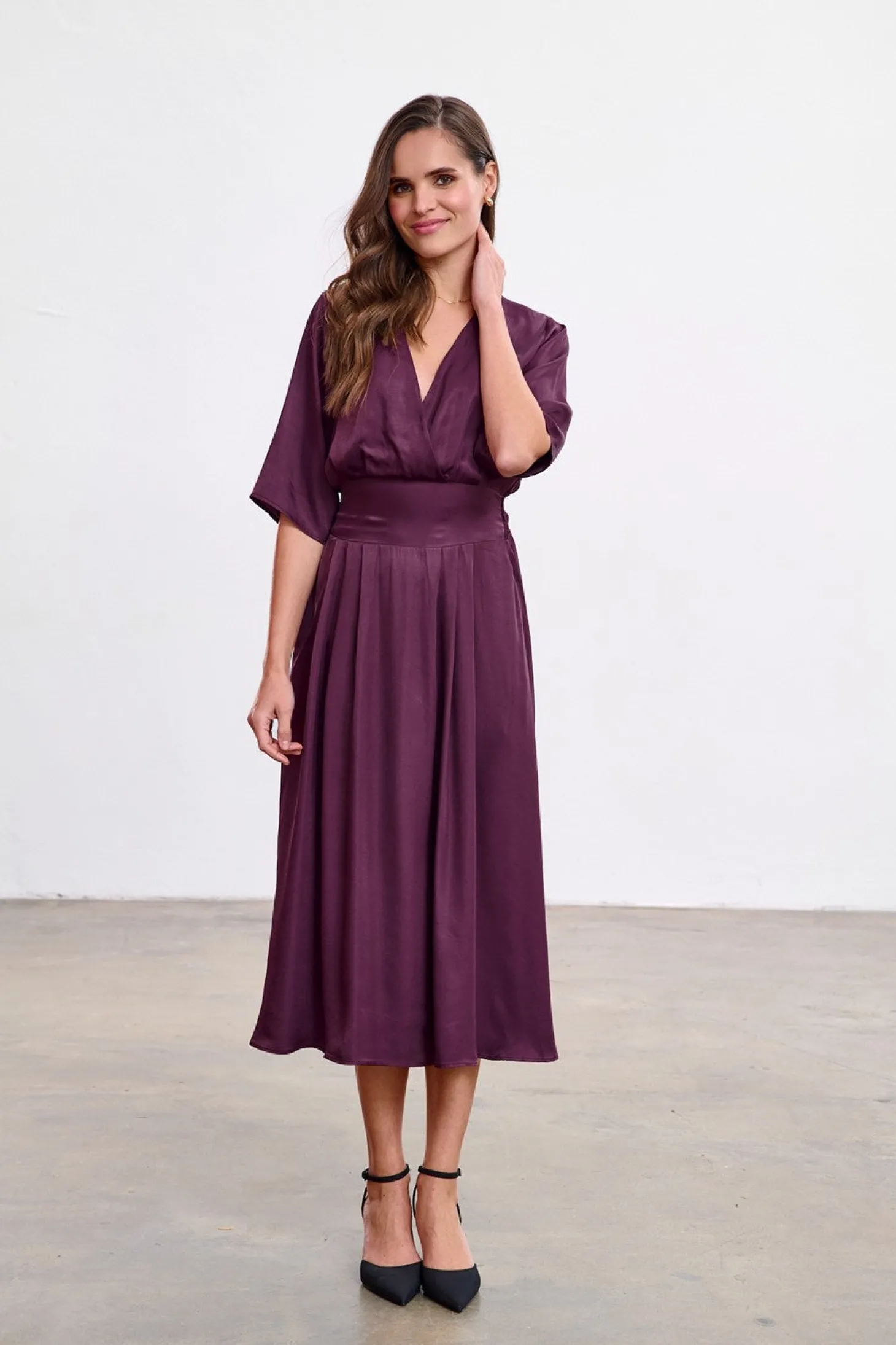 Sukienka midi Plum Affair