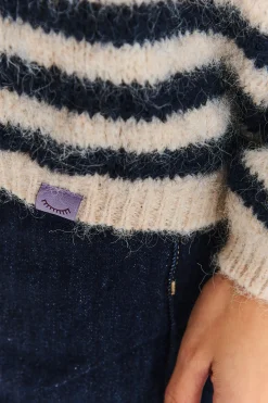 Sweter French Tale