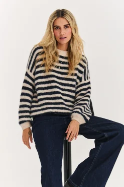Sweter French Tale