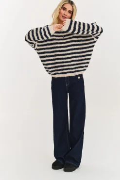 Sweter French Tale