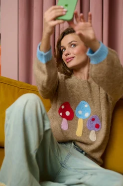 Sweter Funky Fungi