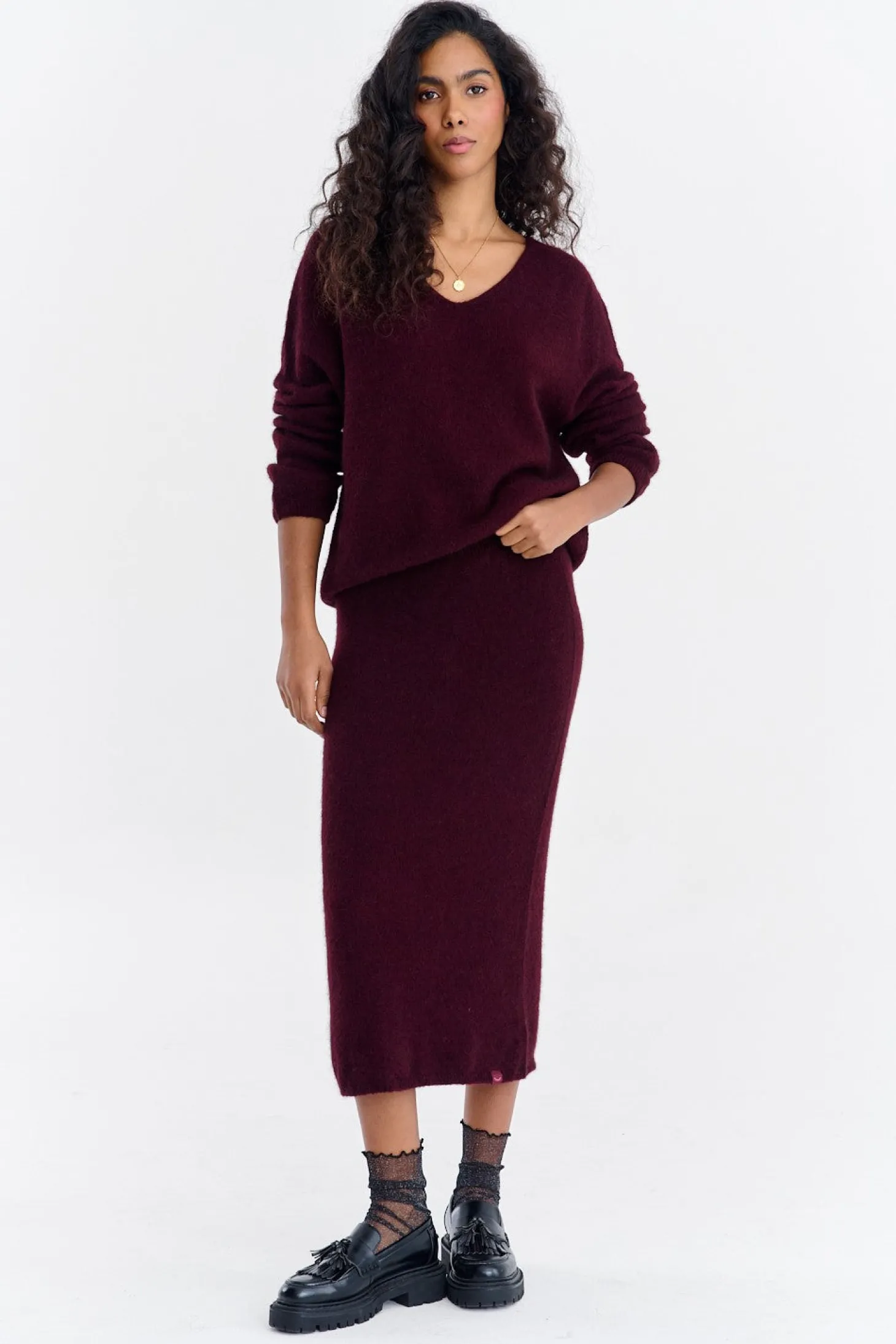 Sweter Magnetic Instinct