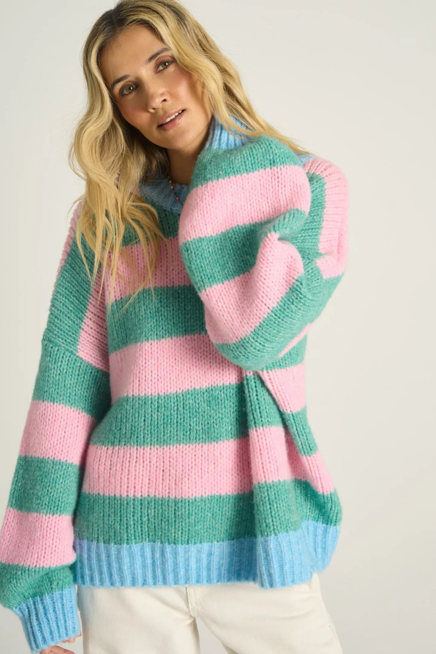 Sweter z wełną Cozy Bubble