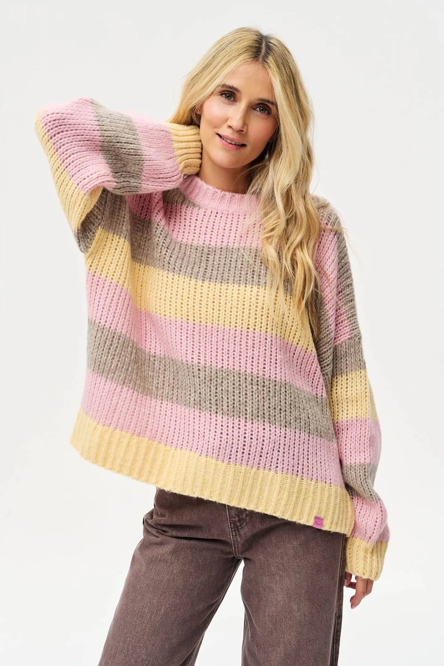 Sweter z wełną Lemon Kissed
