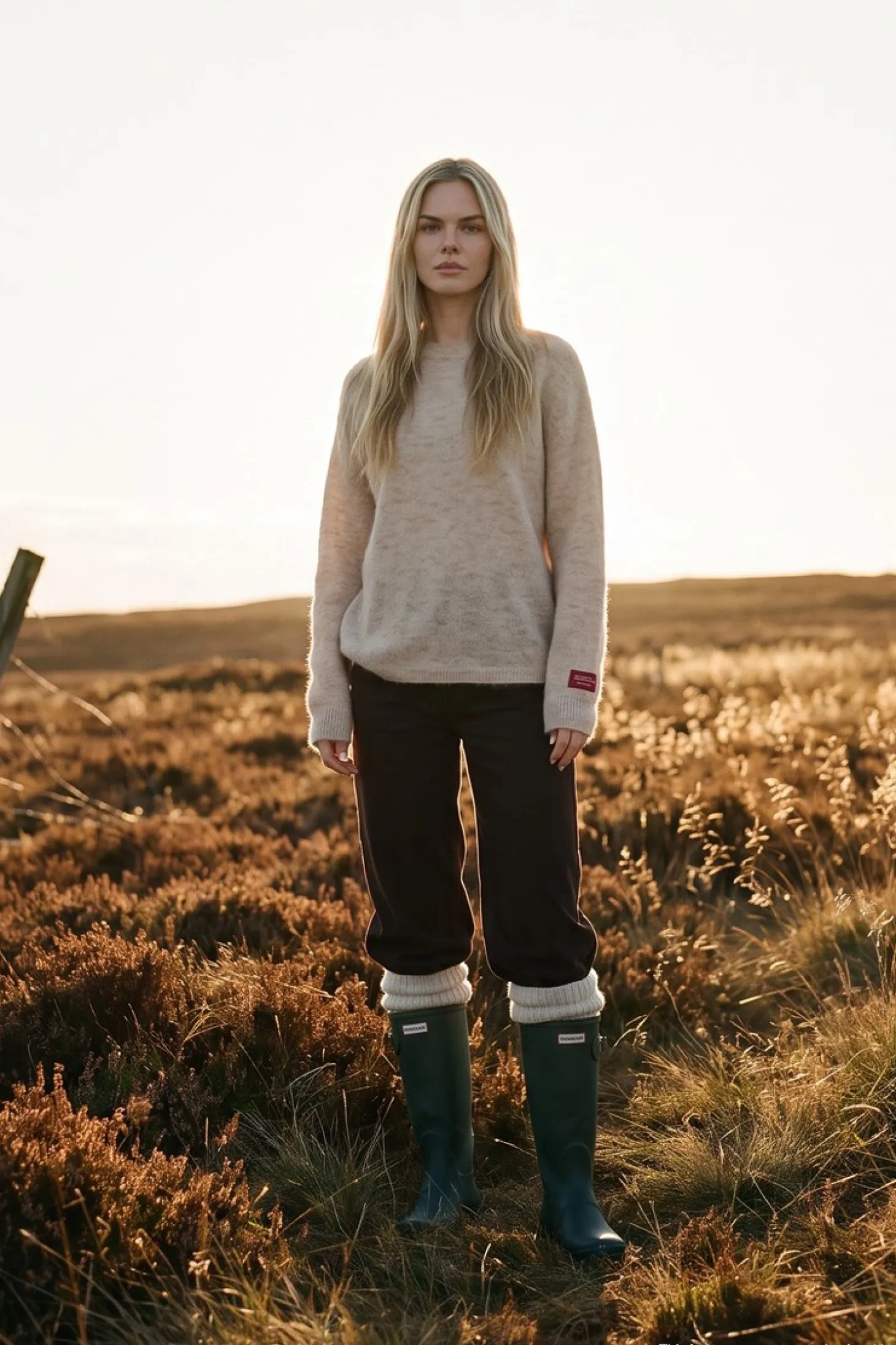 Sweter z wełną Open Sky