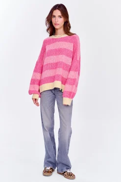 Sweter z wełną Strawberry Cream